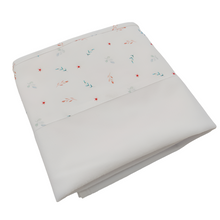 Load image into Gallery viewer, Αδιάβροχο σελτεδάκι μωρού, natural / κλαδιά