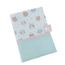 Load image into Gallery viewer, Θήκη βιβλιαρίου υγείας, κουκουβάγιες