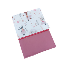 Load image into Gallery viewer, θήκη βιβλιαρίου υγείας, forest animals (μελιτζανί)