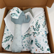 Load image into Gallery viewer, Βρεφικό Gift Box – Σετ 5 τεμαχίων, eucalyptus
