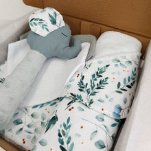 Load image into Gallery viewer, Βρεφικό Gift Box – Σετ 5 τεμαχίων, eucalyptus

