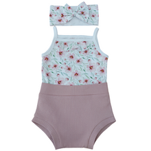 Load image into Gallery viewer, Βρεφικό σετ 3 τεμαχίων, dusty pink/ λουλούδια
